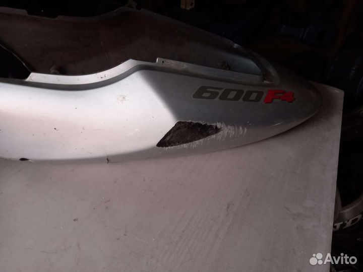 Пластик хвоста Honda CBR 600F4/F4i