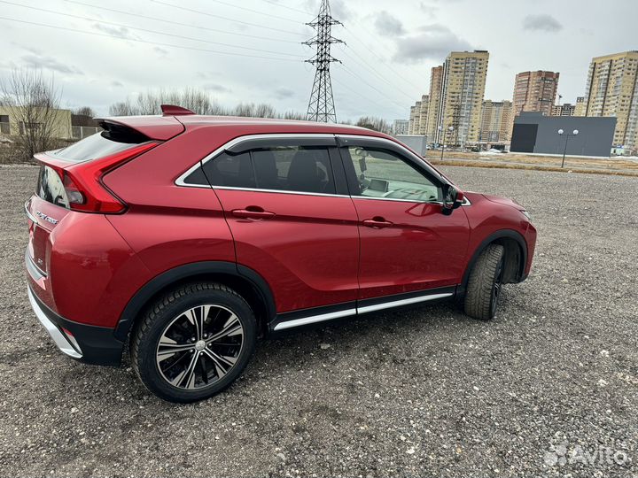 Mitsubishi Eclipse Cross 1.5 CVT, 2018, 60 000 км
