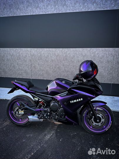 Yamaha FZ6R