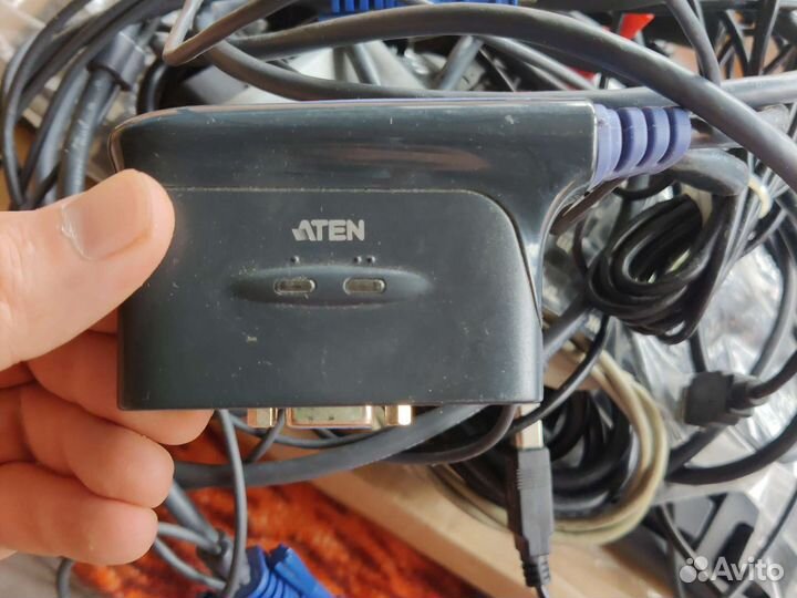 Переключатель KVM atencs-62U