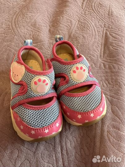 Продам детские вещи