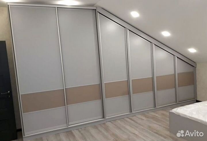 Шкафы распашные на заказ от производителя