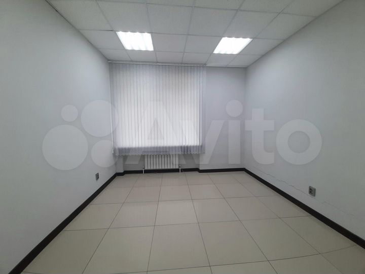 Офис, производство на 1 этаже жилого дома, 234 м²