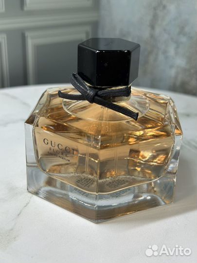 Flora by gucci eau DE parfum