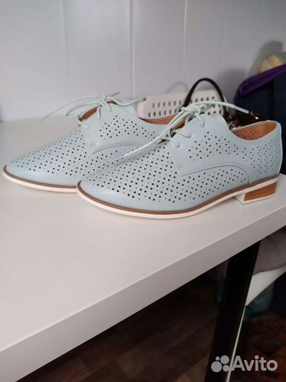 Полуботинки женские 38 размер новые