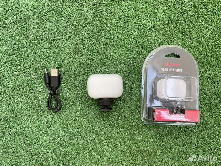 Накамерный свет ulanzi vl28 (новый)