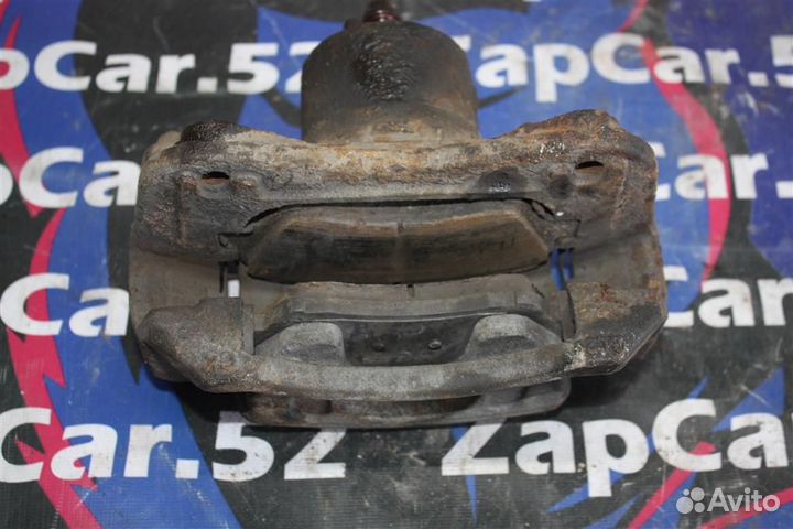 Суппорт передний правый Хендай i30