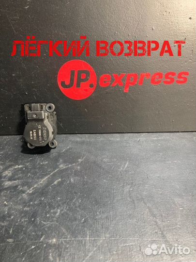 Сервопривод заслонок отопителя Bmw 3 E90