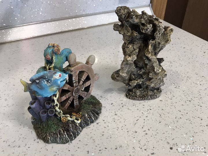 Декорации для аквариума рыбка дори и коралл