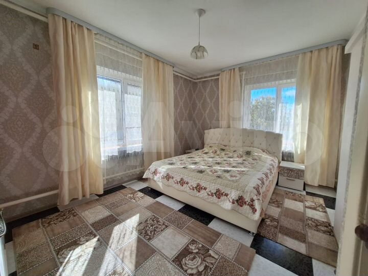 Дом 140 м² на участке 6 сот.