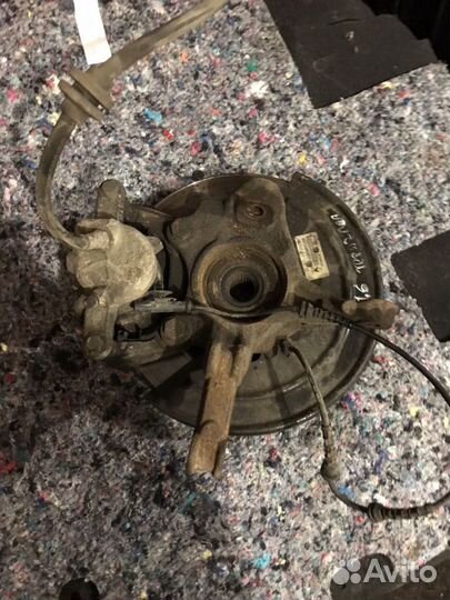 Рено дастер Каптюр кулак поворотный