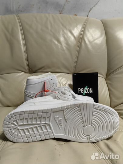 Кроссовки Nike air jordan 1 high зимние