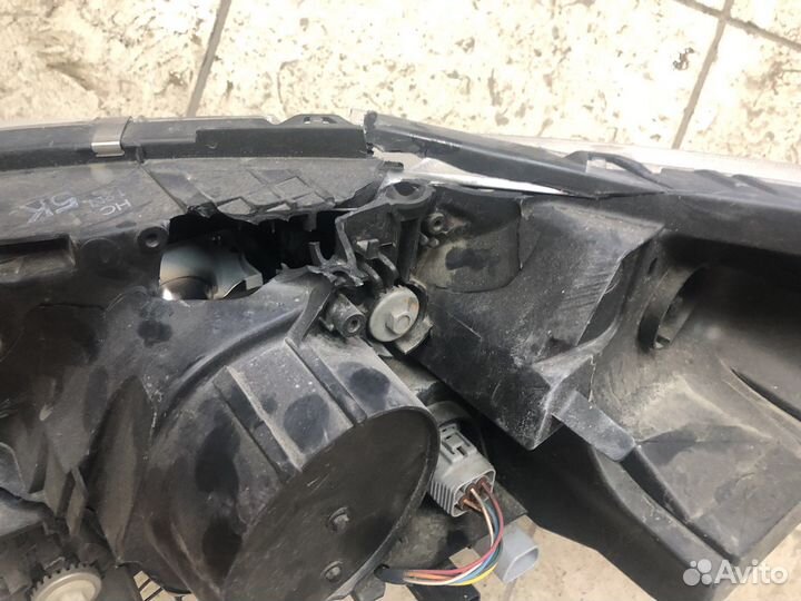 Фара правая митсибиси эклипс кросс