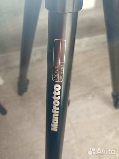 Штатив Manfrotto 190 xdb + голова Benro BH1-M