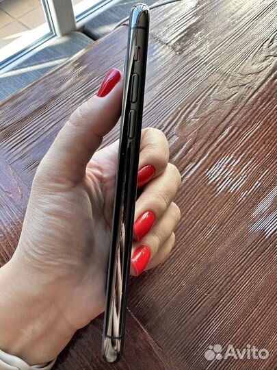 iPhone 11 Pro, 256 ГБ