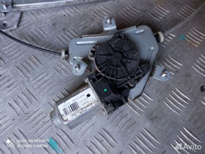 Стеклоподъёмник передний правый Hyundai Solaris 1