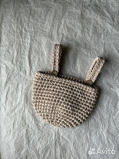 Корзинка вязаная на детскую кроватку