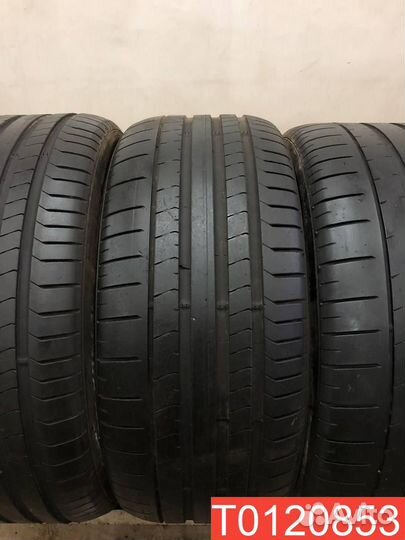 Pirelli P Zero PZ4 325/35 R22 и 285/40 R22 110Y