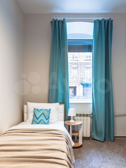 Комната 20 м², 1/4 эт.