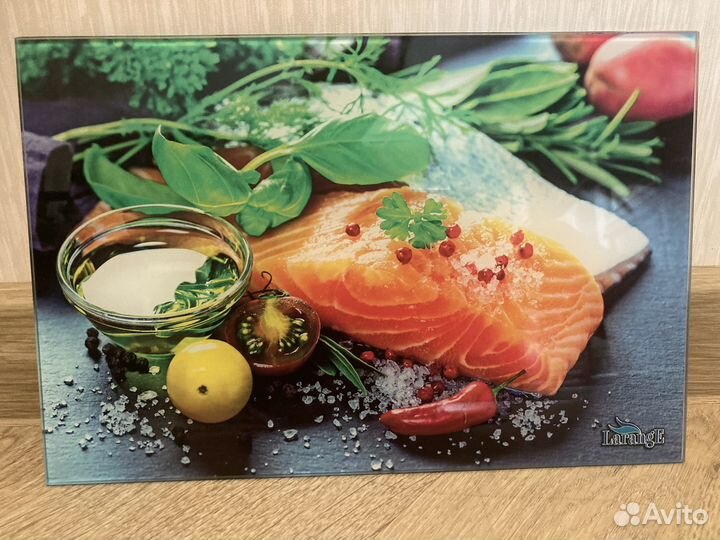 Доски разделочные : стеклянная, дерево