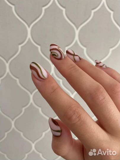 Мастер маникюра