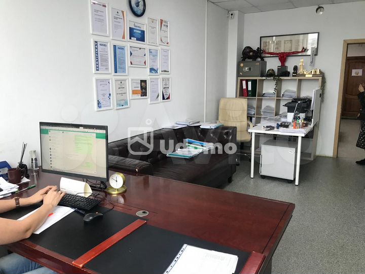 Офис 73 кв.м в бц Маяк