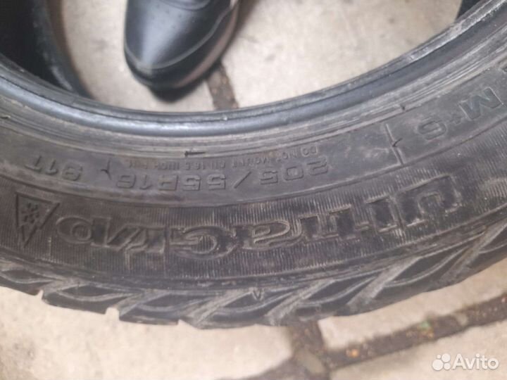 Goodyear UltraGrip 205/55 R16