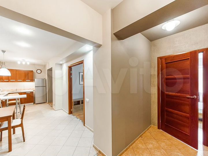 3-к. квартира, 76 м², 4/10 эт.