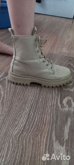 Ботинки на девочку zara