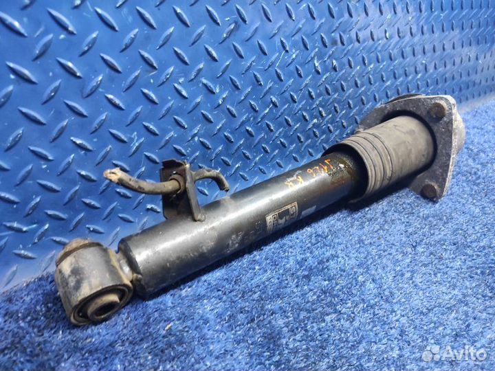 Амортизатор подвески задний правый Bmw X5 E70