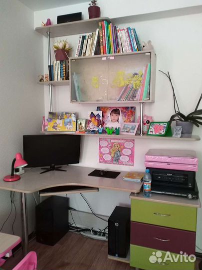 Мебель в детскую комнату