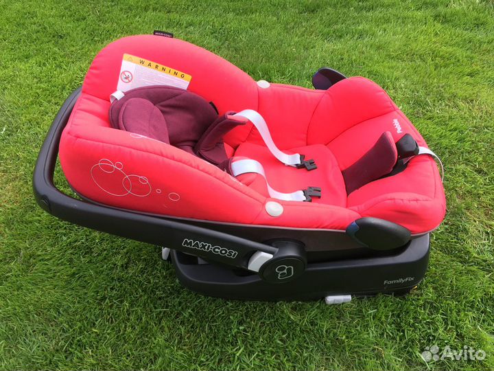 Автокресло Maxi-Cosi Pebble с базой FamilyFix