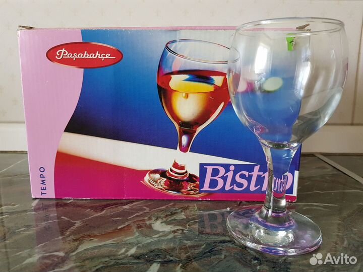 Бокалы, пивные кружки