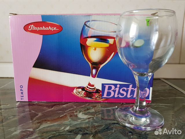 Бокалы, пивные кружки