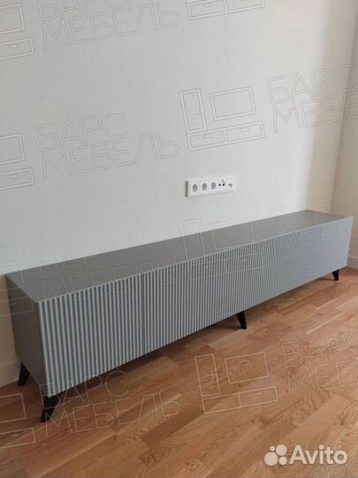 Тумба под тв (2 цвета)