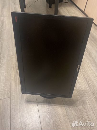 Монитор lenovo thinkvision