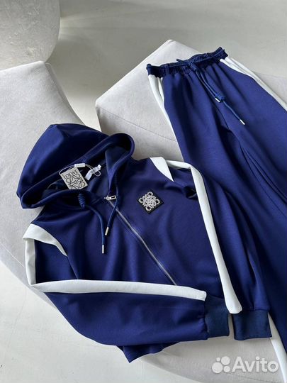 Классный костюм Loewe