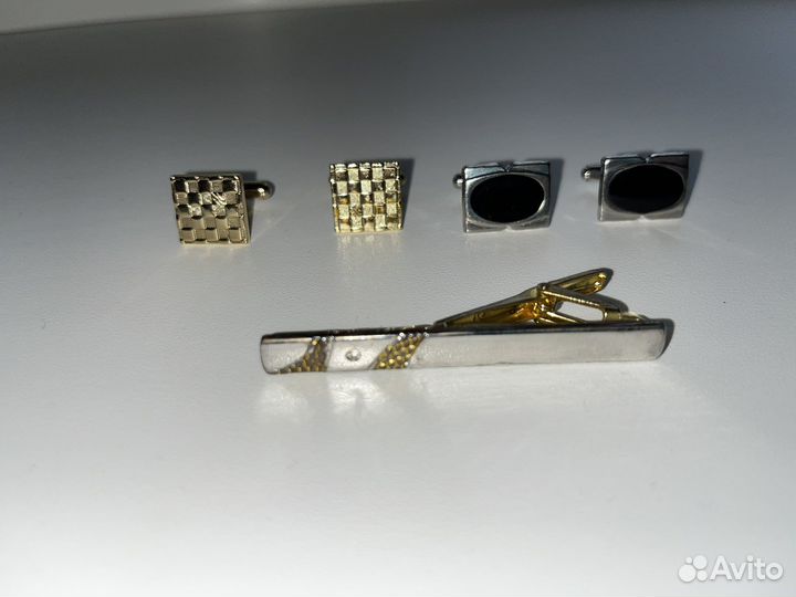 Запонки и зажим для галстука