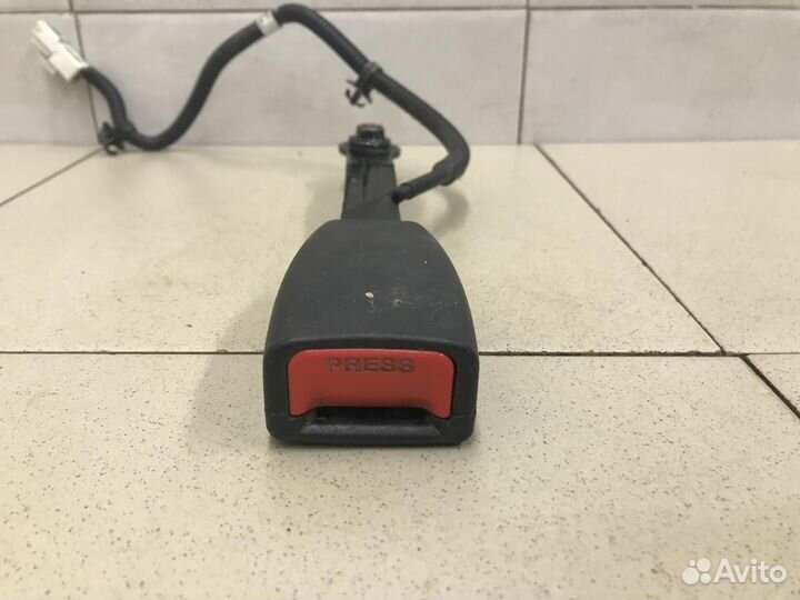 Ответная часть ремня безопасности Solaris 2010-201