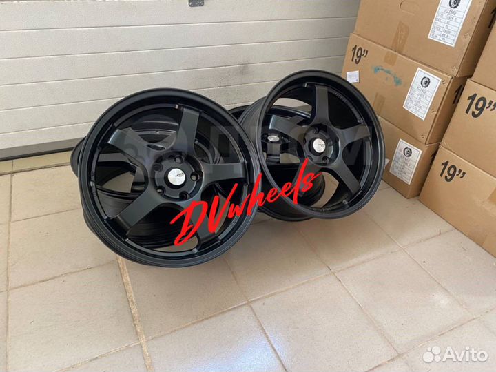 Литые диски Advan R18 8J 5x114.3 ET38 73.1