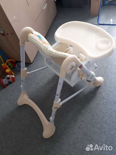 Детское кресло для кормления