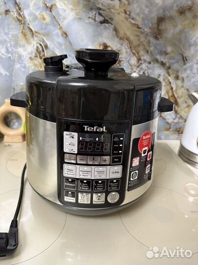 Мультиварка-скороварка Tefal CY621D32
