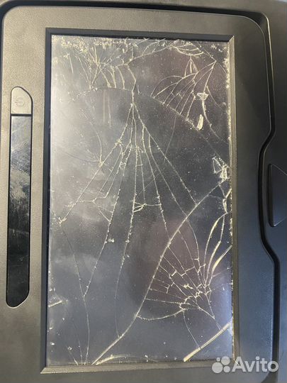 Подголовники с монитороми volvo xc 60