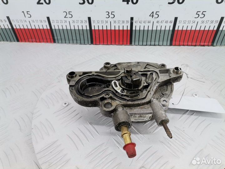 Насос вакуумный Opel Astra G 2009 1348616