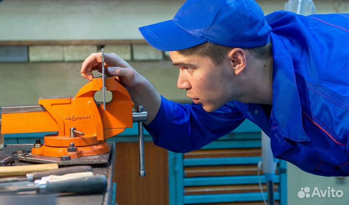 Слесарь мср