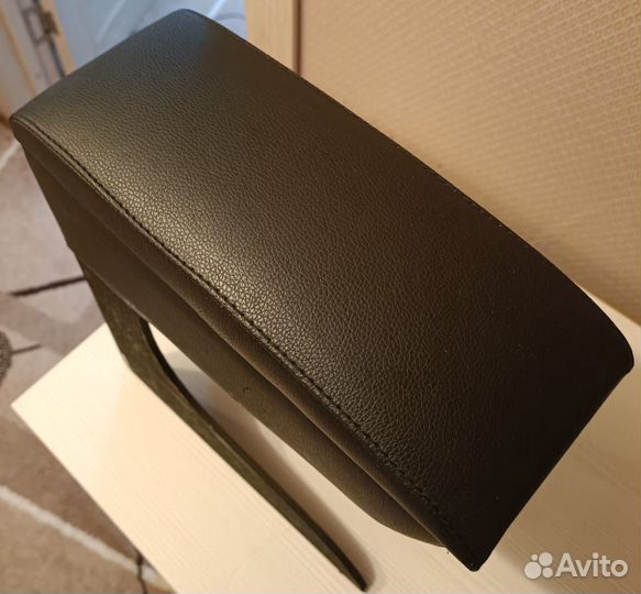 Универсальный подлокотник