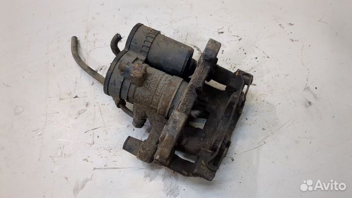 Суппорт левый задний Jaguar XE 2015, 2017