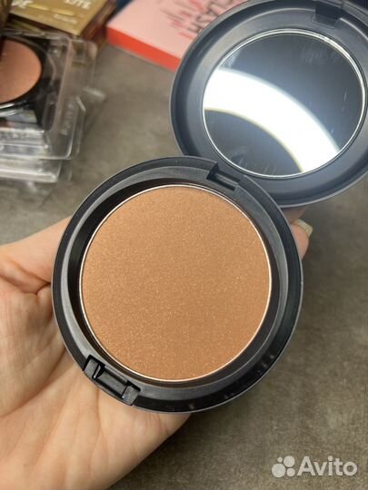 Пудра бронзатор Mac Refined golden