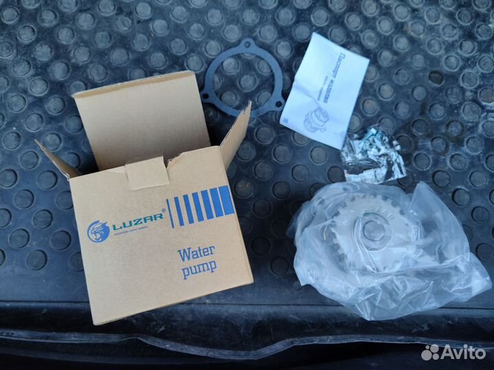 Помпа granta 8 кл