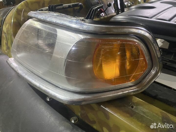 Фара митцубиси монтеро спорт